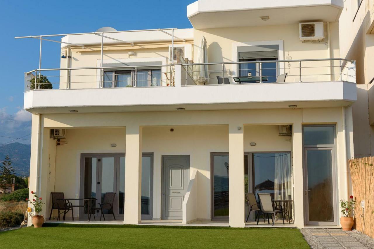 Coral Sea Apartment คอคคิโนส เปียร์โกส ภายนอก รูปภาพ